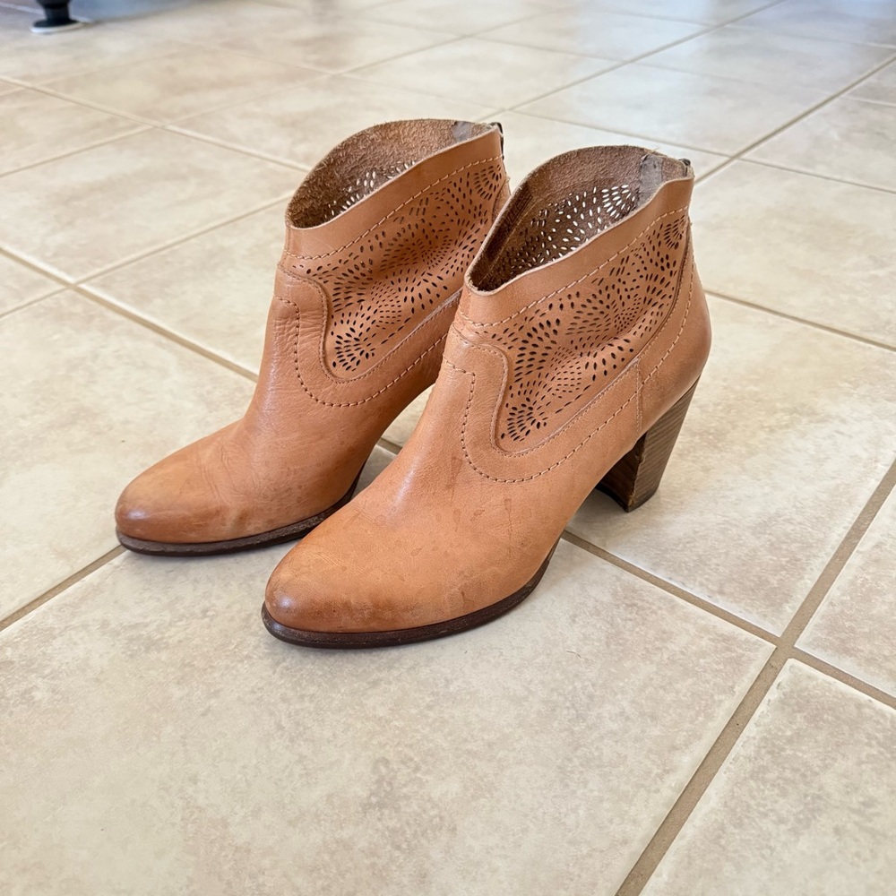 Ugg Ankle Booties size 9